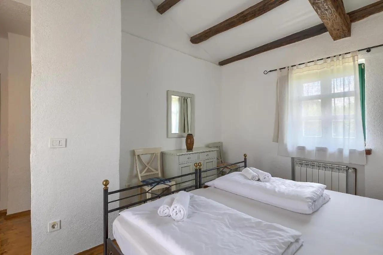Villa Leopoldo By Istrian Country Houses Barat  Croatia
