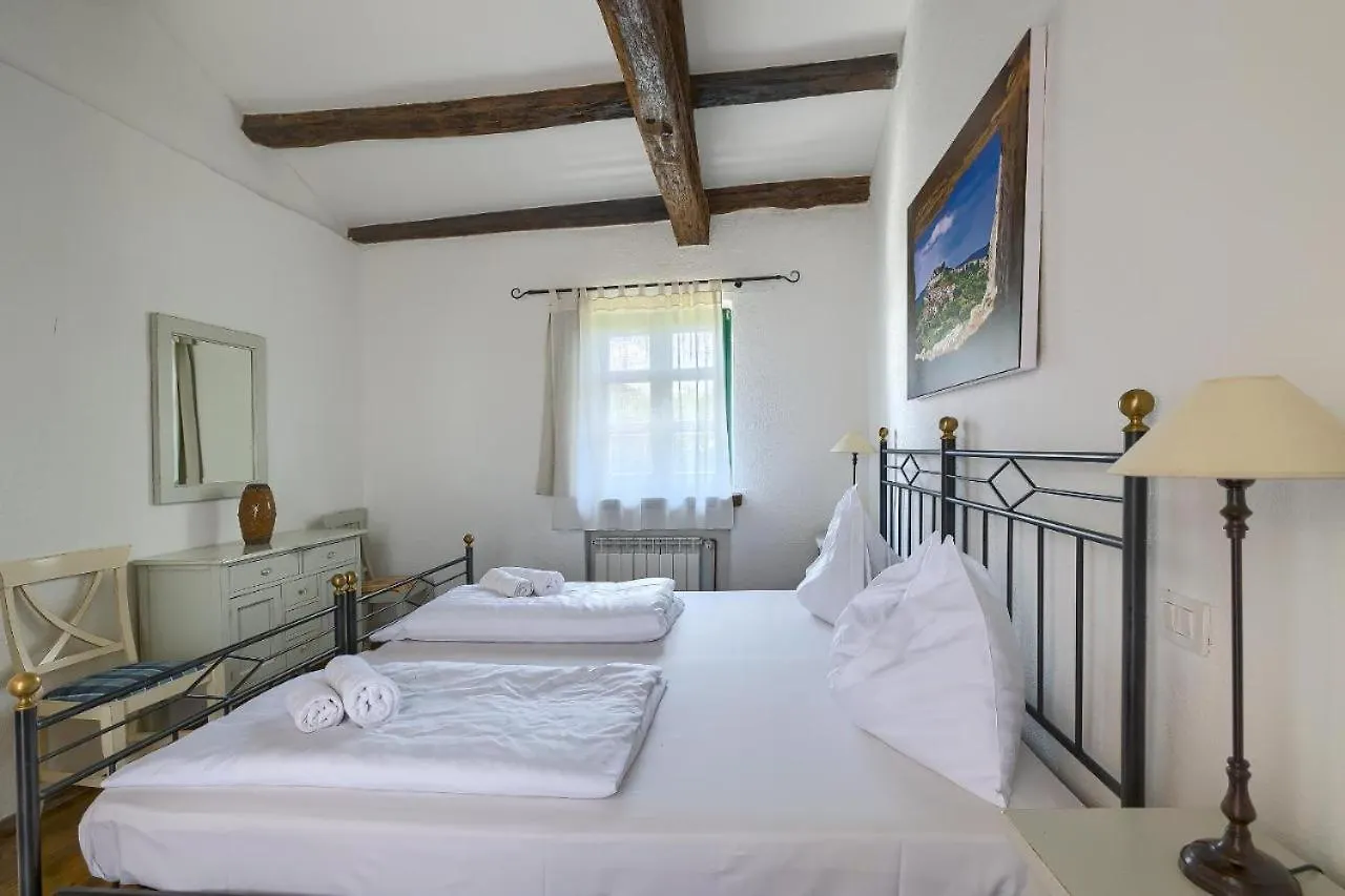 Villa Leopoldo By Istrian Country Houses Barat  0*, Barat (Porec)