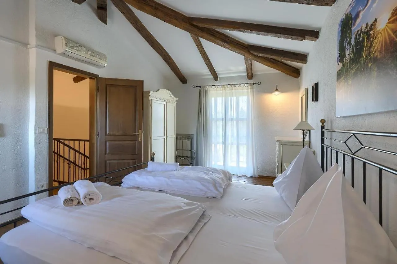 Villa Leopoldo By Istrian Country Houses Barat  0*, Barat (Porec) Croatia